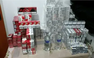 Yolcu Otobüsündeki Valizde Bin 130 Paket Kaçak Sigara Ele Geçirildi
