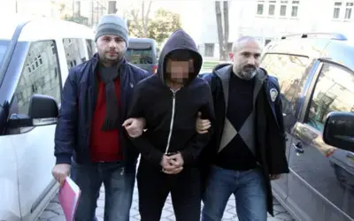 Mesai Arkadaşını Bıçakladı