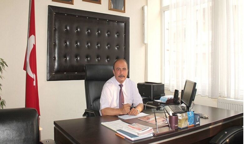 Çamaş`tan Yörükler İçin Zehir Zemberek Sözler - MHP Bafra İlçe Başkanı Abdurrahman Çamaş`tan Samsun Büyük şehir belediyesine yönelik zehir zemberek açıklamalarda bulundu.  MHP Başkanı Çamaş: "Yörükler mahallesinde yaşanan yıkımlar insanlık dışıdır. İnsanın aklına ise ileriye dönük rant hesapları mı var?  sorularını getiriyor." Dedi.