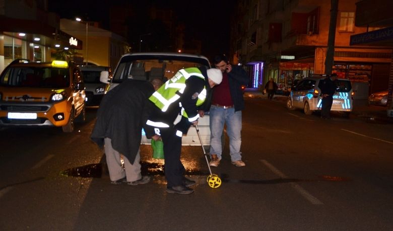 Minibüs Yayaya Çarptı: 1 Yaralı - Samsun’un Bafra ilçesinde minibüsün çarptığı yaya yaralandı.