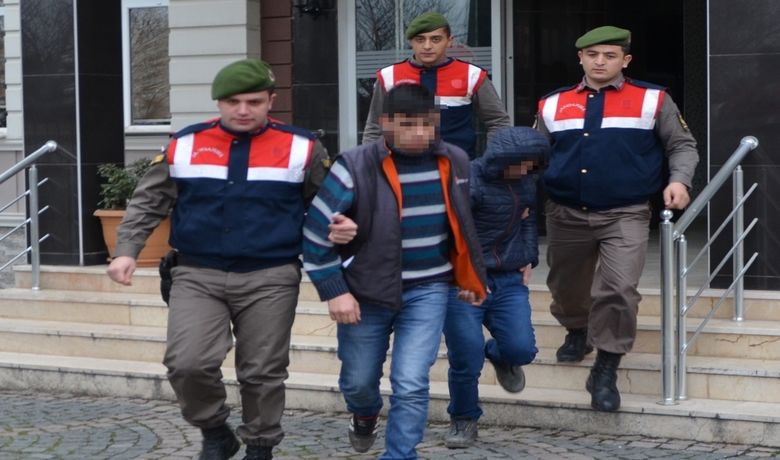 Fransız Turisti Darp Eden Şahıslar Tutuklandı - Fransa'dan bisikletiyle tek başına yola çıkarak  Türkiye'ye gelen ve Karadeniz sahil yolundan İstanbul’a gitmeyi planlayan kadın turiste, Samsun’un Bafra ilçesinde saldıran 2 şahıs yakalanarak tutuklandı.
