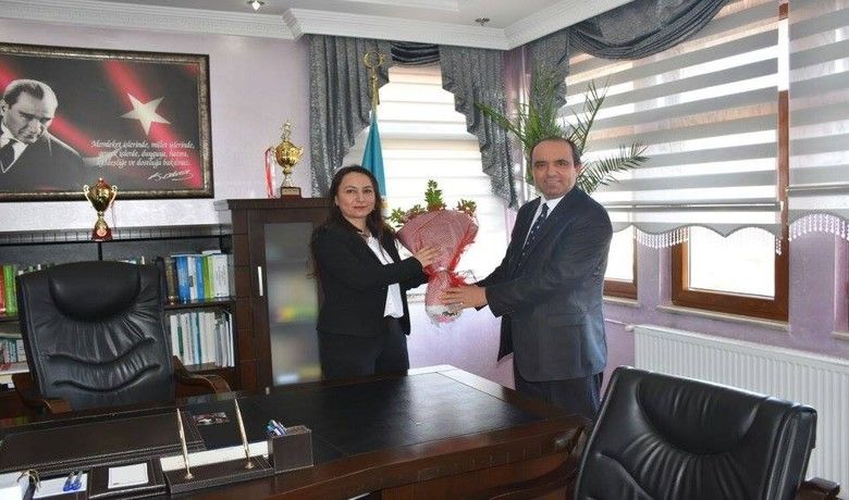 Vezirköprü Ormanları Ona Emanet - Vezirköprü Orman İşletme Müdürlüğü görevine atanan Meryem Burçin Irmak işbaşı yaptı.