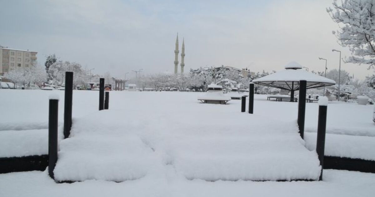 Bafra'da Kar Kalınlığı 30 Santime Ulaştı