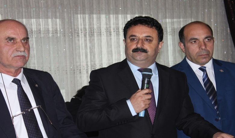 Solgun: "Vergi İndirimi Yapılırsa Sigara Kaçakçılığı Önlenir" Türkiye Tütün Üretim Ve Pazarlama Kooperatifleri Birliği GenelBaşkanı Şeyhmus Solgun: "Vergi İndirildiği Zaman Kaçakçılık Önlenir. Bir Sigara Paketindeki 20 Sigaradan 16'sı Vergiye Gidiyor" - Türkiye Tütün Üretim ve Pazarlama Kooperatifleri Birliği Genel Başkanı Şeyhmus Solgun, "Vergi indirildiği zaman kaçakçılık önlenir" dedi.