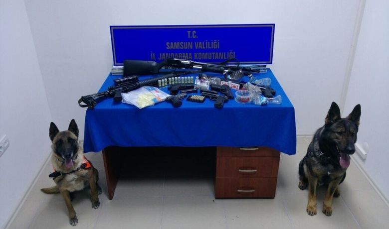 Samsun'da Uyuşturucu Operasyonu: 18 Gözaltı - Samsun Alaçam ilçesinde jandarma tarafından 2 il ve 4 ilçeyi kapsayan uyuşturucu operasyonunda 18 şüpheli gözaltına alındı.