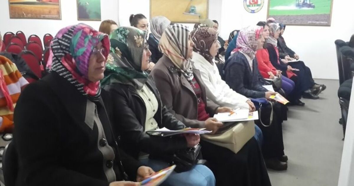 Tarımda Kadın Girişimcilerin Güçlendirilmesi Programı Samsun’un Bafra İlçesinde Kadın Girişimciler İçin Kurs Açıldı