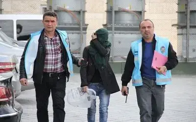 Hırsızlık Zanlıları Ev Sahibine Yakalandı