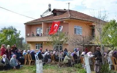 Bafra Şehidini Gözyaşlarıyla Uğurladı Cenazeye Gençlik Ve Spor Bakanı Akif Çağatay Kılıç Da Katıldı
