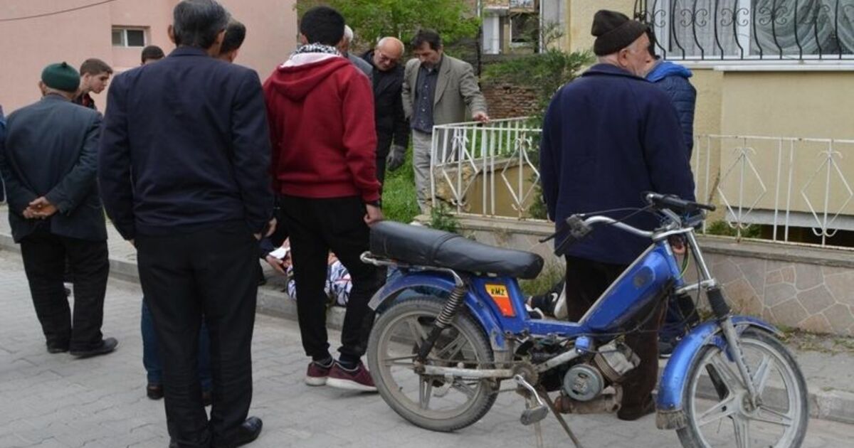 Bahçe Duvarına Çarpan Motosiklet Sürücüsü Yaralandı