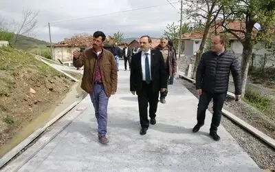 Bafra'da Beton Yol Çalışması Başkan Şahin, Beton Yol Çalışmalarını İnceledi