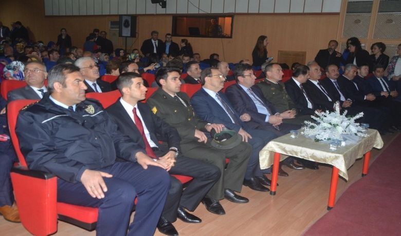 Bafra’da 23 Nisan Ulusal EgemenlikVe Çocuk Bayramı Coşkuyla Kutlandı - Samsun’un Bafra ilçesinde 23 Nisan Ulusal Egemenlik ve Çocuk Bayramı büyük bir coşkuyla kutlandı.