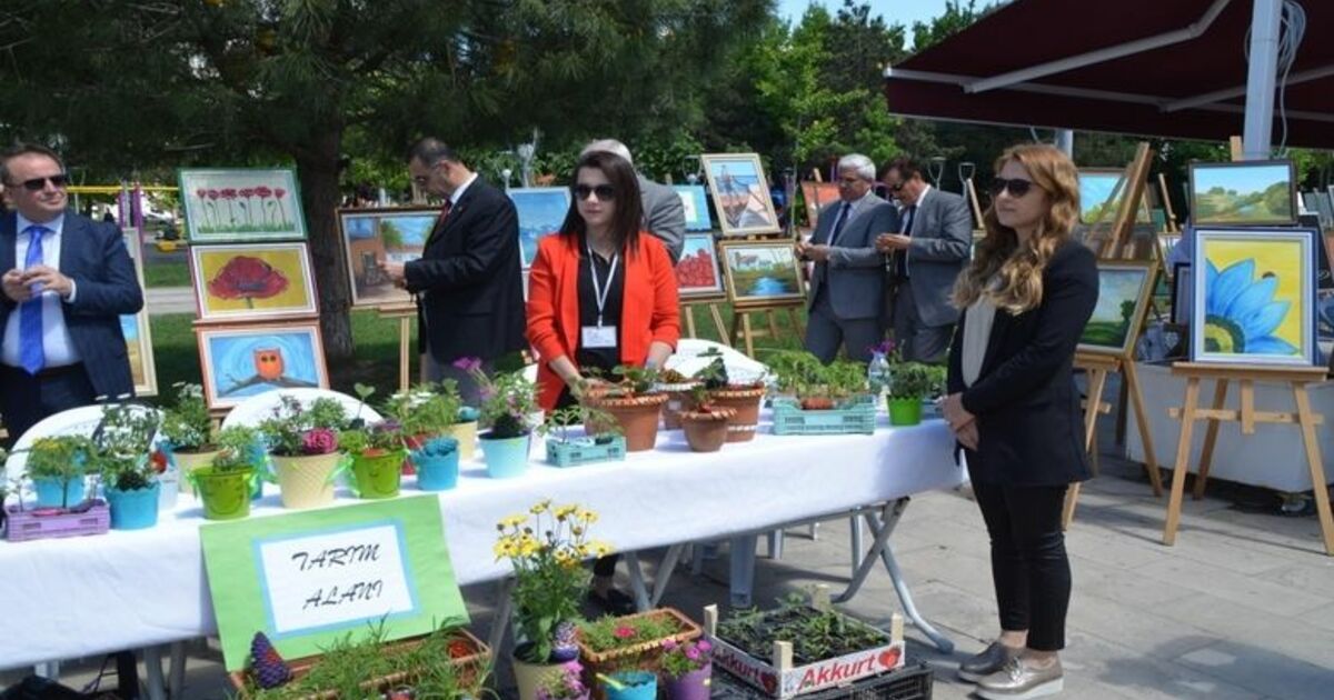 Özel Öğrencilerden Kermes