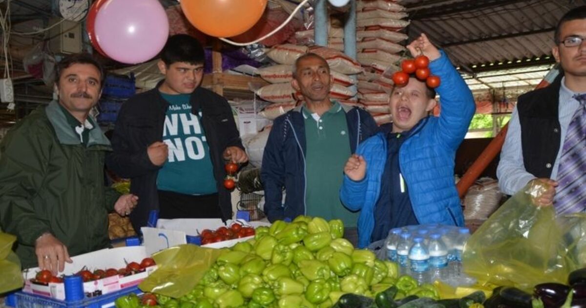 Özel Öğrenciler Pazarcı Oldu