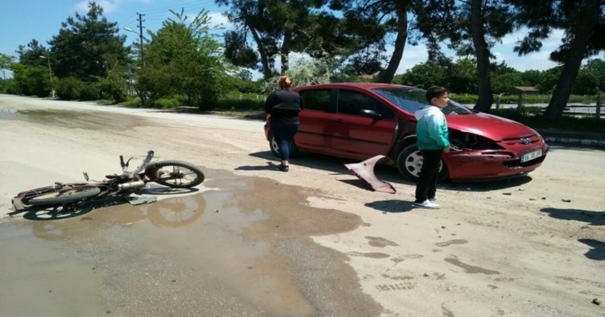 Otomobil İle Motosiklet Çarpıştı: 1 Yaralı