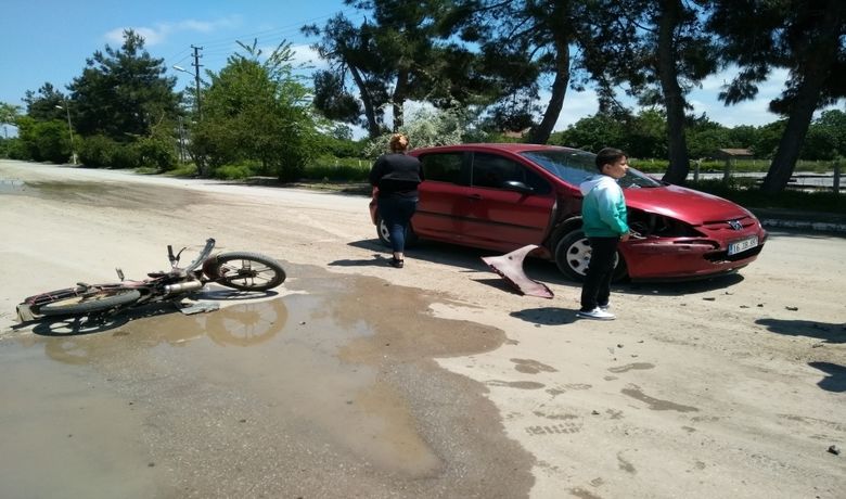 Otomobil İle Motosiklet Çarpıştı: 1 Yaralı