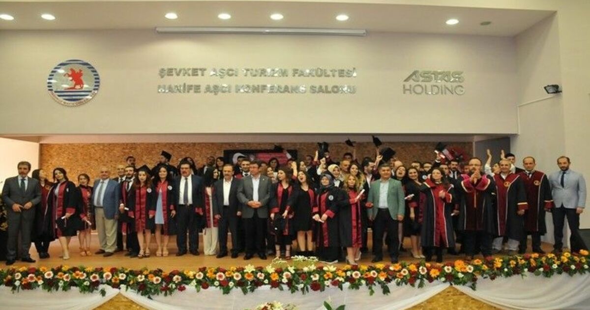 Omü Turizm Fakültesi İlk Mezunlarını Verdi