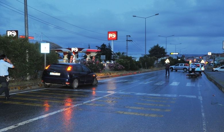 Otomobilin Çarptığı MotosikletSürücüsü Ağır Yaralandı - Samsun'un Bafra ilçesinde otomobilin çarptığı motosiklet sürücüsü ağır yaralandı.