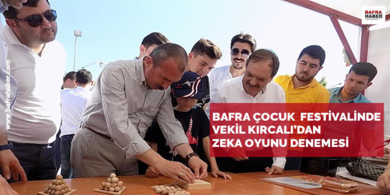 Bafra` Da Çocuk Festivali - Samsun`un Bafra ilçesinde ilk kez gerçekleşen Çocuk Festivalinin açılış kurdelesini Samsun Milletvekili Orhan Kırcalı ve Bafra Belediye Başkanı Zihni Şahin kesti.