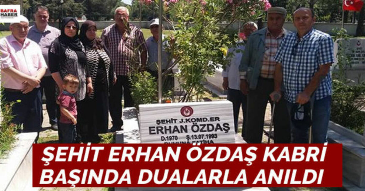 Şehit Erhan Özdaş Kabri Başında Dualarla Anıldı
