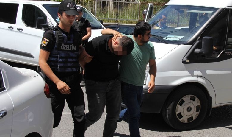 Samsun'da Suç Örgütü Şüphelisi29 Kişi Adliyeye Sevk Edildi - Samsun'da 6 gün önce gözaltına alınan suç örgütü şüphelisi 29 kişi adliyeye sevk edildi.