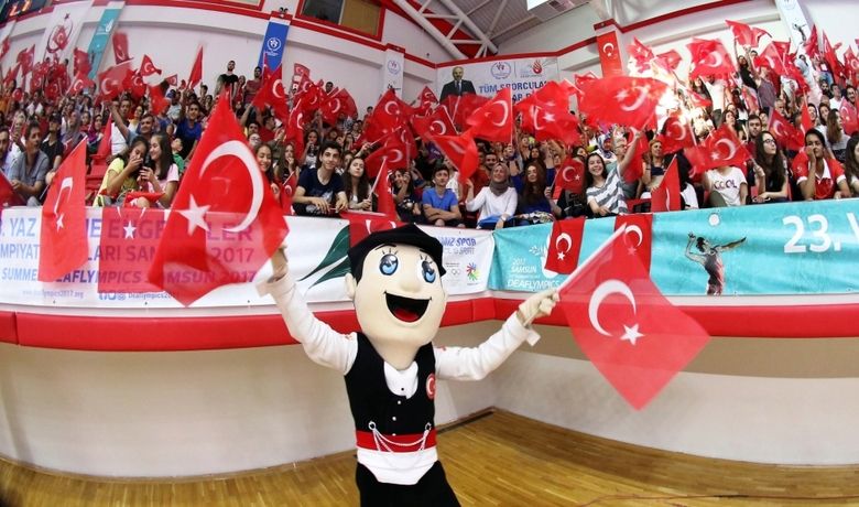 Deaflympics Spor Aşkını Kabarttı - 23. Yaz İşitme Engelliler Olimpiyat Oyunları Samsun 2017’de katılımcı sayısı açısından Deaflympics rekoru kırıldığı gibi, seyircilerin ilgisi açısından da en renkli organizasyon oluyor.