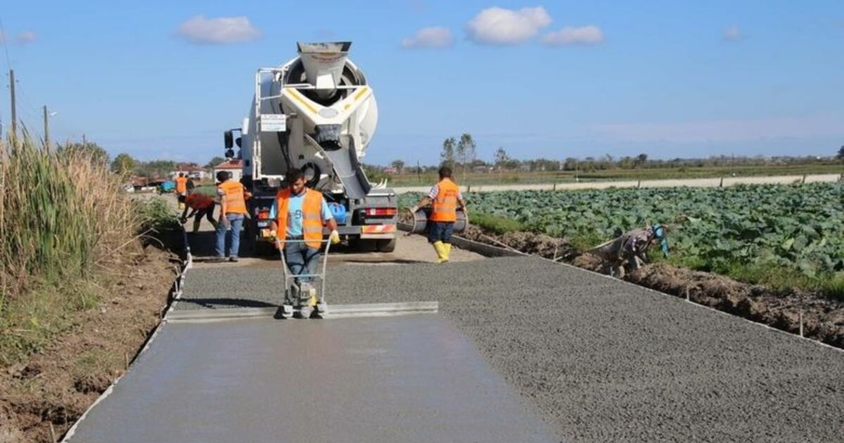 Bafra Belediyesi 40 Bin Metre Beton Yol Yaptı