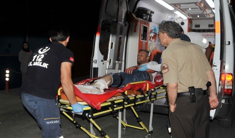 Bafra'da Silahlı Saldırı: 1 Yaralı - Samsun’un Bafra ilçesinde henüz kimliği belirlenemeyen kişiler tarafından açılan ateş sonucu 1 kişi yaralandı.