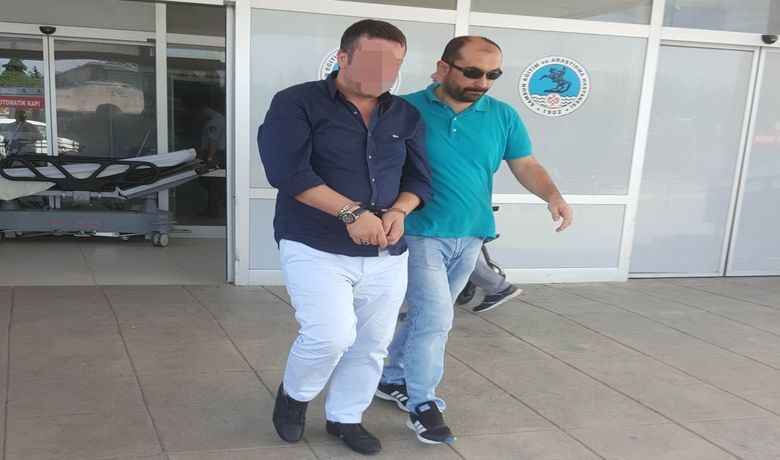 Suç Örgütü Üyeliğinden Aranan Şahıs Tutuklandı - Samsun'da suç örgütü üyeliğinden aranan ve polis tarafından yakalanan şahıs, çıkarıldığı mahkemece tutuklanarak cezaevine gönderildi.