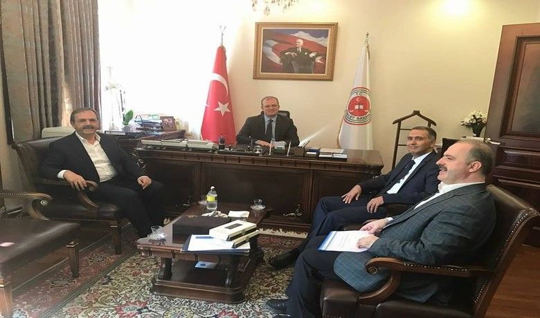 Başkan Şahin'den Ankara'da Ziyaretler - Bafra Belediye Başkanı Zihni Şahin, Bafra’da görev yapmış yargı bürokrasisi ile Mülkiye Başmüfettişleri Teftiş Kurulu Başkanı’na ziyaretlerde bulundu.