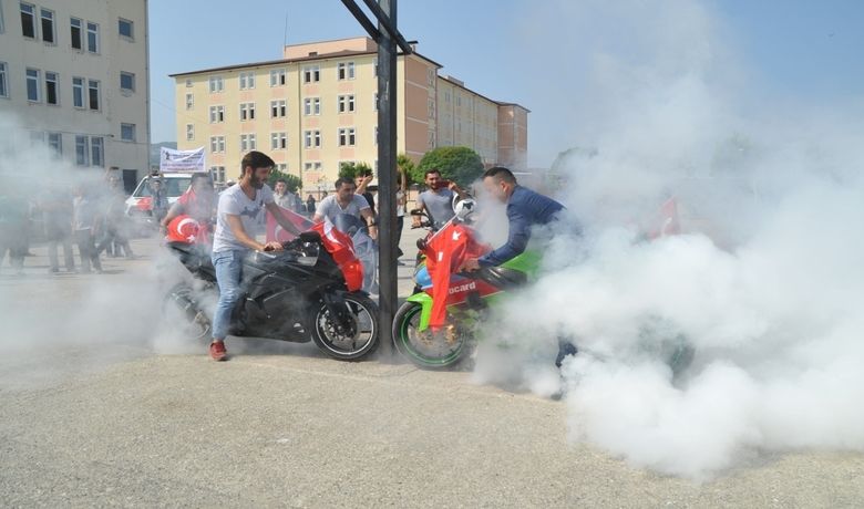 Alaçam’da Ahilik Haftası Kutlandı - Samsun Alaçam Kaymakamlığı, Çok Programlı Anadolu Lisesi ve Alaçam Esnaf ve Sanatkarlar Odası "Ahilik Haftası" kutlamaları kapsamında etkinlik düzenledi.