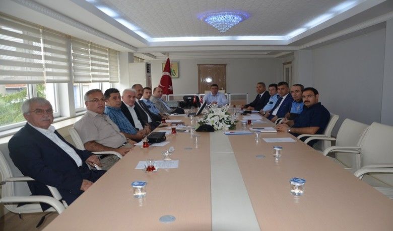 Bafra’da Güvenlik Toplantısı - Samsun Bafra Kaymakamlığı toplantısı salonunda yapılan güvenlik toplantısında İlçe Emniyet Müdürlüğünün 2017 yılı içerisindeki çalışmaları hakkında bilgilendirme yapıldı.