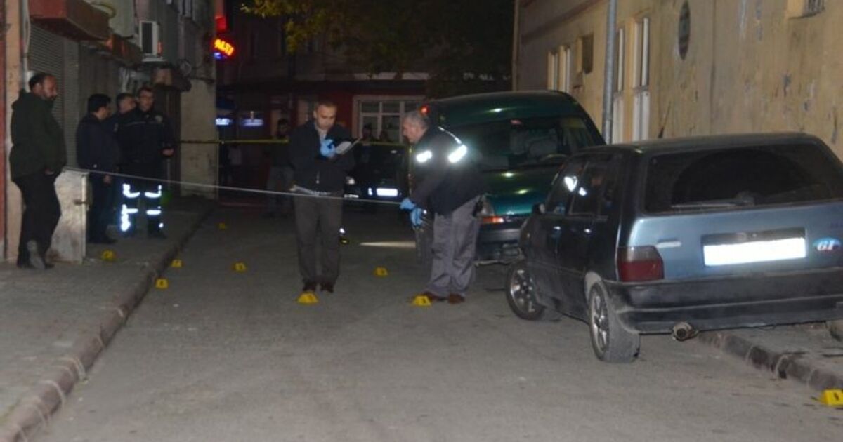 Maskeli Şahıs Dehşet Saçtı: 1 Yaralı
