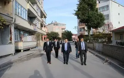 Başkan Şahin Kaldırım Çalışmalarını İnceledi