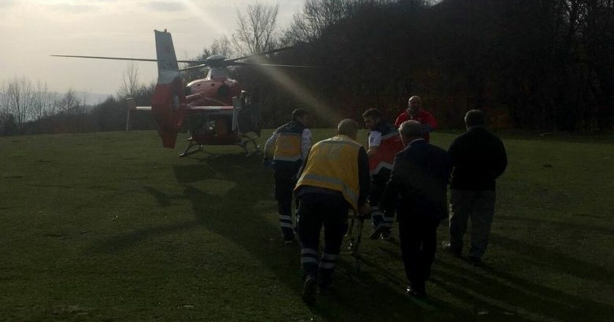 Devrilen Traktörün Altında Kalan Şahıs Ambulans Helikopterle Hastaneye Kaldırıldı