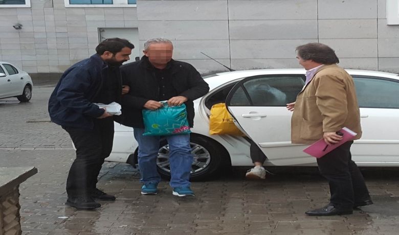 Samsun'da Fetö Operasyonu: 13 Gözaltı - Samsun'da, Fetullahçı Terör Örgütü/Paralel Devlet Yapılanması (FETÖ/PDY) soruşturmasında örgütün gizli haberleşme ağı olan ByLock kullandığı tespit edilen 13 kişi gözaltına alındı.