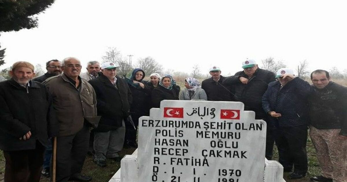 Şehit Polis Memuru Kabri Başında Dualarla Anıldı