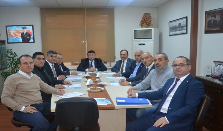 Bafra Sera Osb 2018 Yılına Hazır - Samsun Bafra Tarama Dayalı İhtisas (SERA) Organize Sanayi Bölgesi Yönetim Kurulu Toplantısı Kaymakam Ali Fuat Türkel başkanlığında, Büyükşehir Belediyesi Genel Sekreter Yardımcısı Sefer Arlı'nın katılımıyla gerçekleşti.