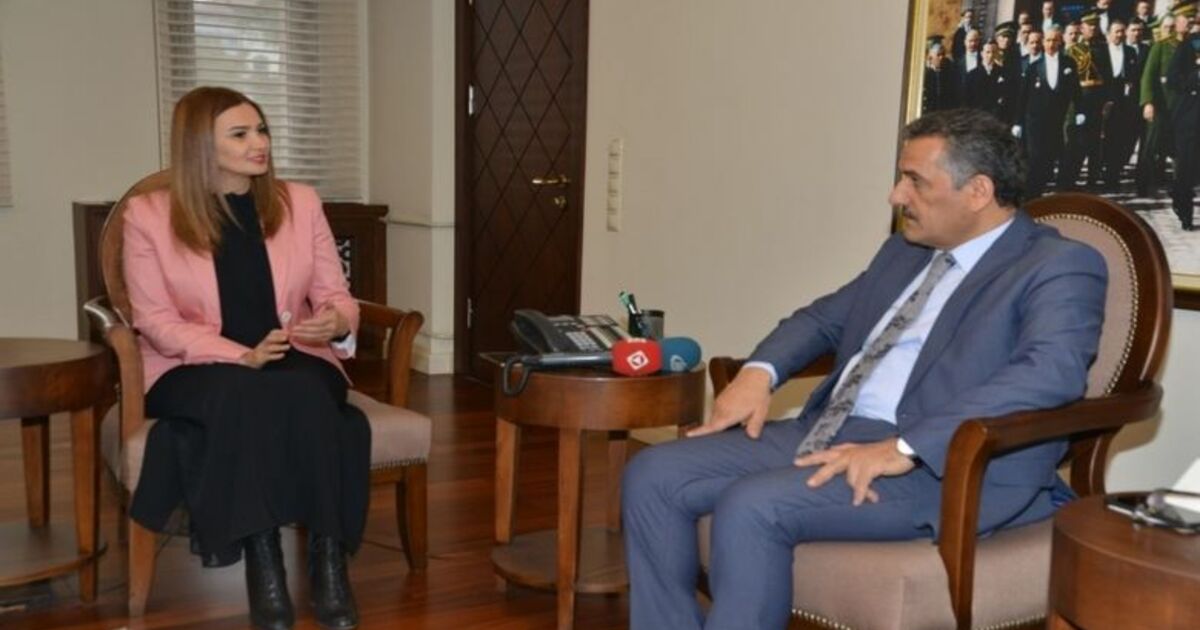 Azeri Milletvekili Paşayeva’dan 100 Yılın Projesine Övgü Azerbaycan Bakü Bağımsız Milletvekili Ganire Paşayeva: “bakü-tiflis-kars Demiryolu Projesi 100 Yılın Projesidir” “bizim En Büyük Sorunumuz Topraklarımızın İşgal Altında Olması”