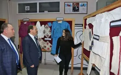 Başkan Şahin, Göçmen Sergisini Gezdi