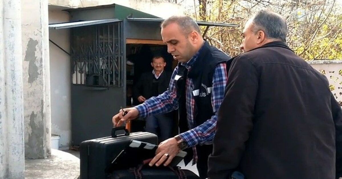 Cami Tuvaletinin Su Saatini Çaldılar