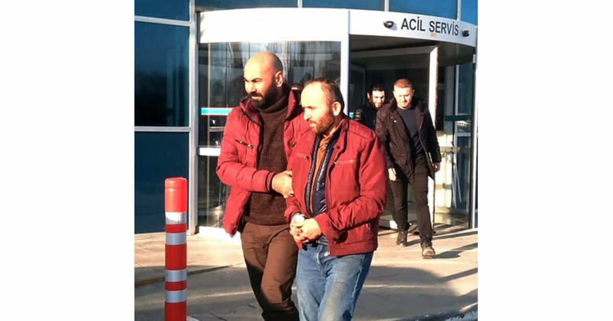 Ayrı Yaşadığı Eşini Önce Bıçakladı, Ardından Tüfekle Yaraladı