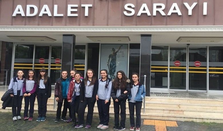 Öğrenciler Geleceklerini Planlıyor - Samsun Maarif Hareketi kapsamında hazırlanan “Mesleğimde Bir Gün Projesi” Bafra Galip Öztürk Ortaokulu öğrencileri meslek erbaplarıyla kendi çalışma ortamlarında buluşuyor.