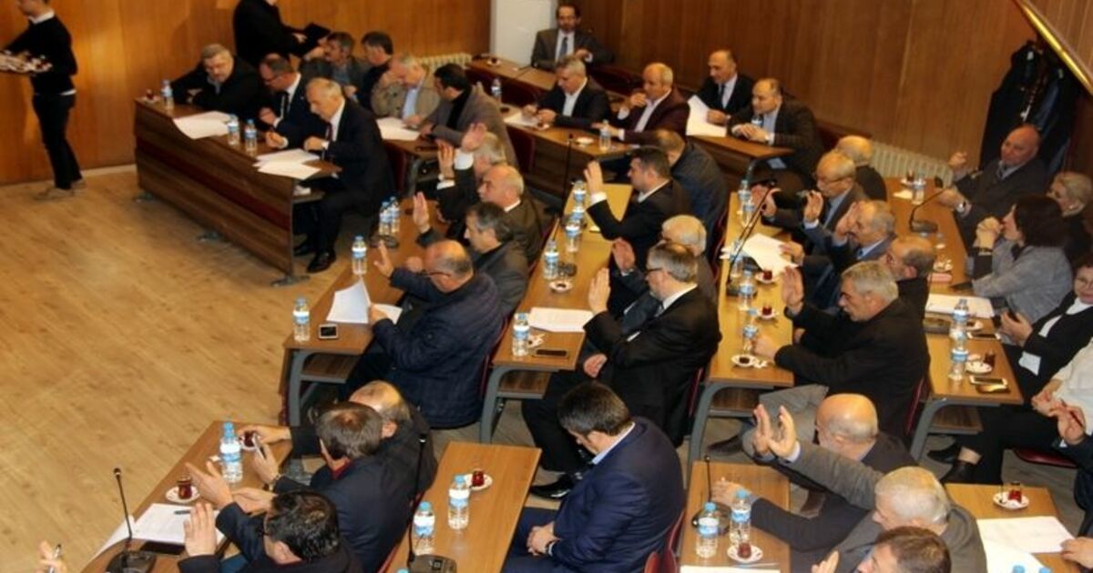 220 Milyonluk Ek Kredi Talebi Komisyondan Geçti
