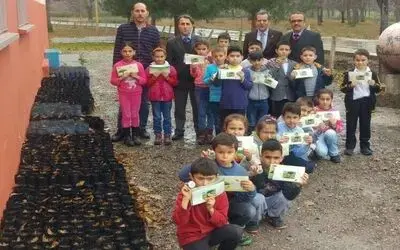 Doğa Dostu Öğrenciler Rozetlerini Aldı