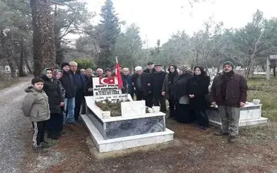 Şehit Polis Memuru Kabri Başında Dualarla Anıldı