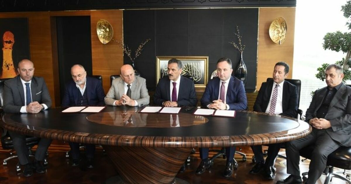 Tekkeköy’e Yeni Lise İçin İmzalar Atıldı Mesleki Teknik Anadolu Lisesi Ve Atölyesi Protokolü İmzalandı