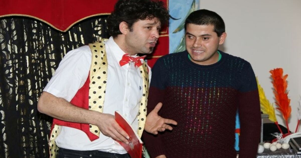 Bafra Belediyesinden Otistik Çocuklara Tiyatro