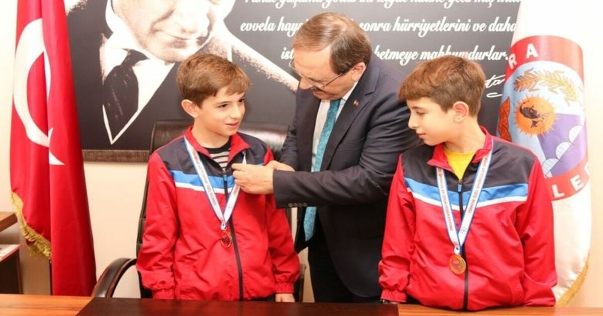 Başkan Şahin’den Özel Sporculara Altın