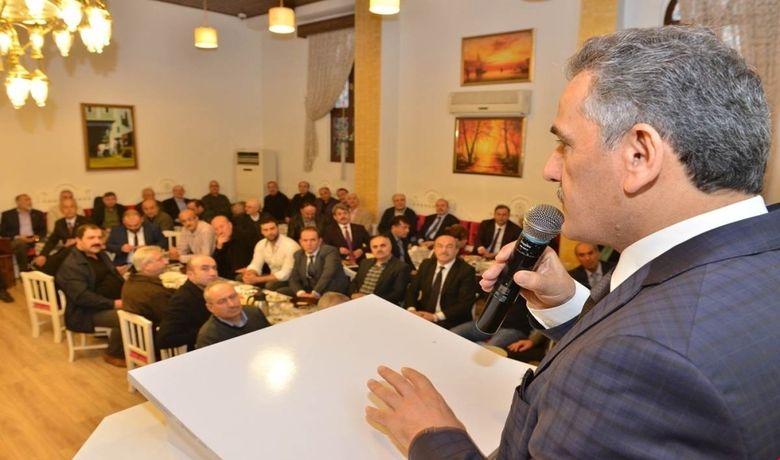 Vali Kaymak: "Önce Samsun" Samsun Valisi Osman Kaymak:"Bizler Aslen Gümüşhane, Bayburt, Trabzon, Ordu, Giresun Kökenli Samsunluyuz" - Samsun Gümüşhaneliler Dernekler Federasyonu kahvaltı programında konuşan Samsun Valisi Osman Kaymak, "Köklerimiz hangi İl olursa olsun biz burada yaşıyorsak önceliğimiz Samsun'dur" dedi.