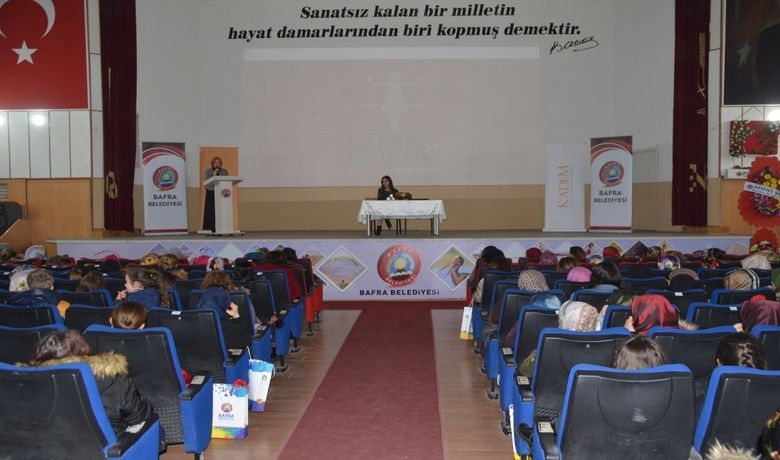 Bafra’da “kadın Yasal Hakları Eğitimi” - Kadın ve Demokrasi Derneği(KADEM), Bafra Belediyesi işbirliğinde “Kadın Yasal Hakları Eğitimi” düzenledi.